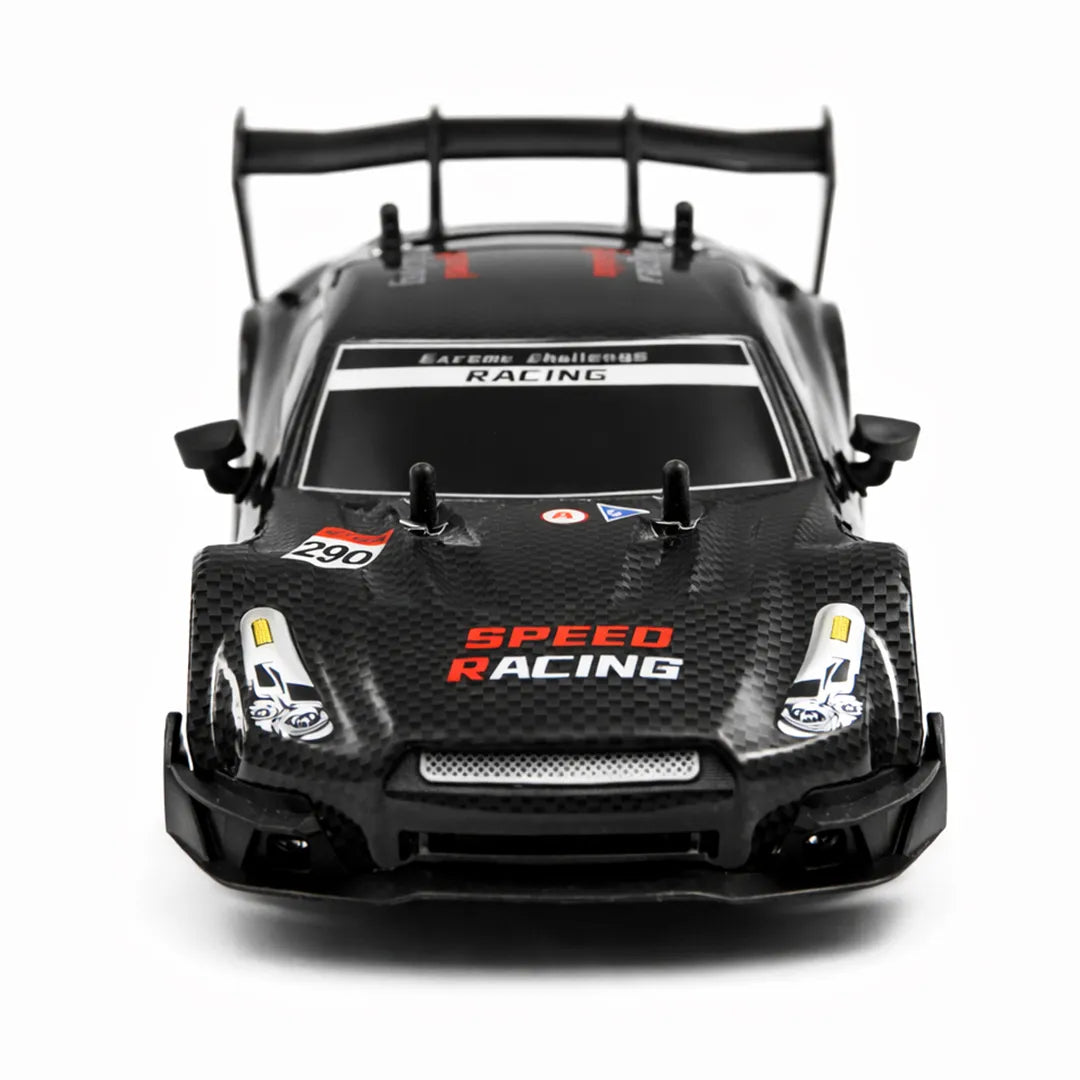 Premium racing Nisan GTR 