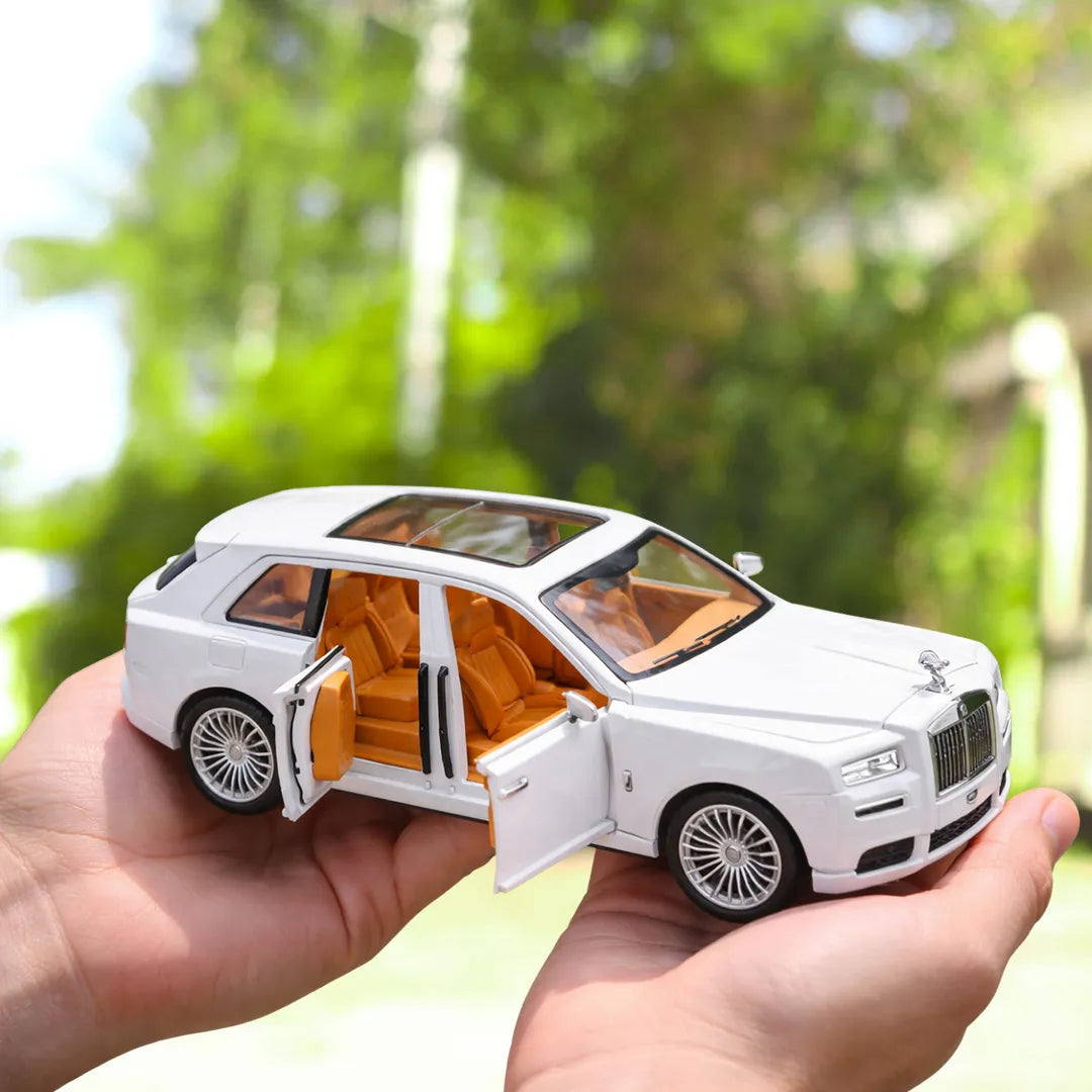 Premium RC Cullinan Toy SUV in White Color